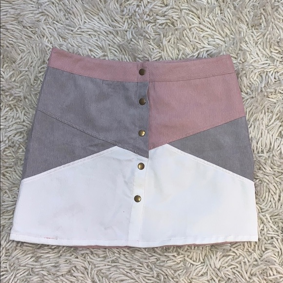 Urban Outfitters Dresses & Skirts - LAST CHANCE Button up skirt